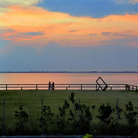 アパート Elegant Retreat In Lignano リニャーノ・サッビアドーロ